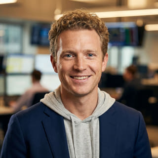 Ryan Brooks, con el cargo de Lead Trading Analyst en Lucerinver, foto de perfil